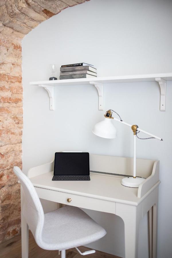 #Stayhere - Brand New Authentic Pilies Studios - Heart Of Old Town 维尔纽斯 外观 照片